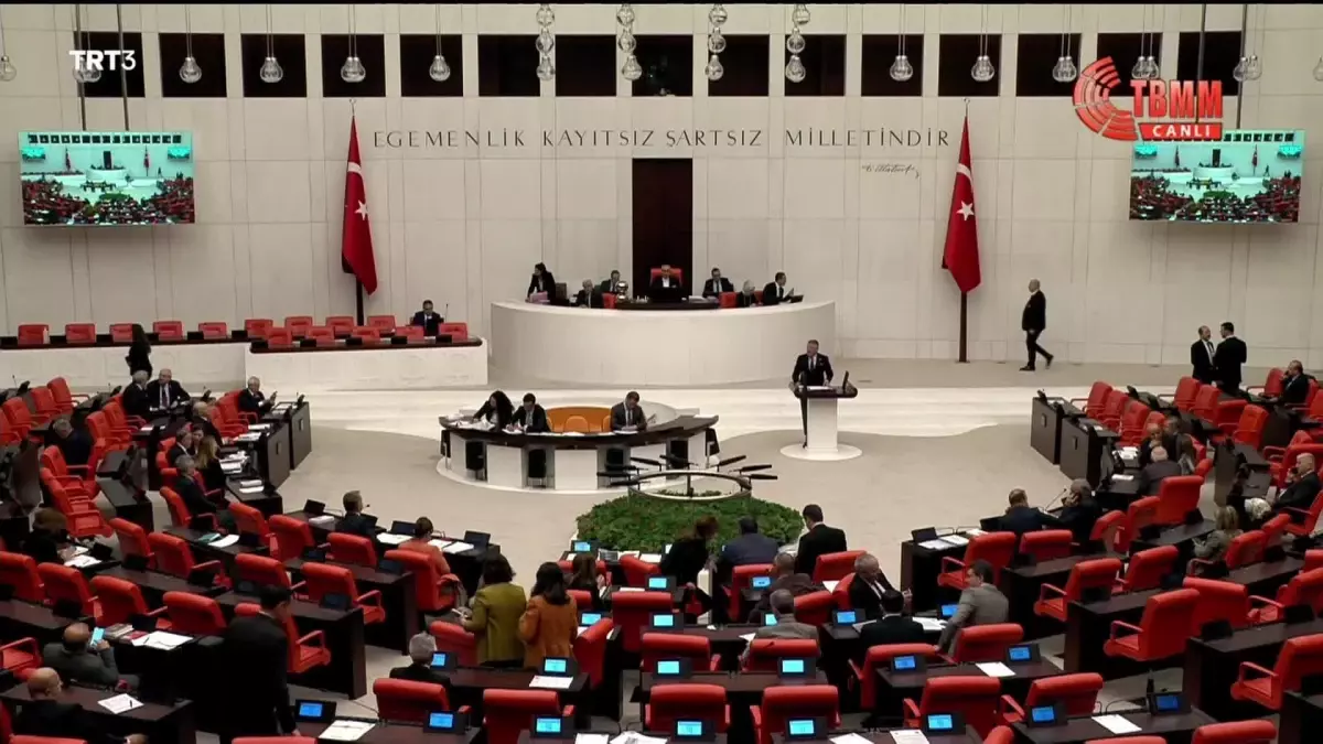 İyi Parti\'nin "Üniversite Öğrencilerine Verilen Bursların Yetersizliği" ile İlgili Önerisi AKP ve MHP Milletvekillerinin Oylarıyla Reddedildi