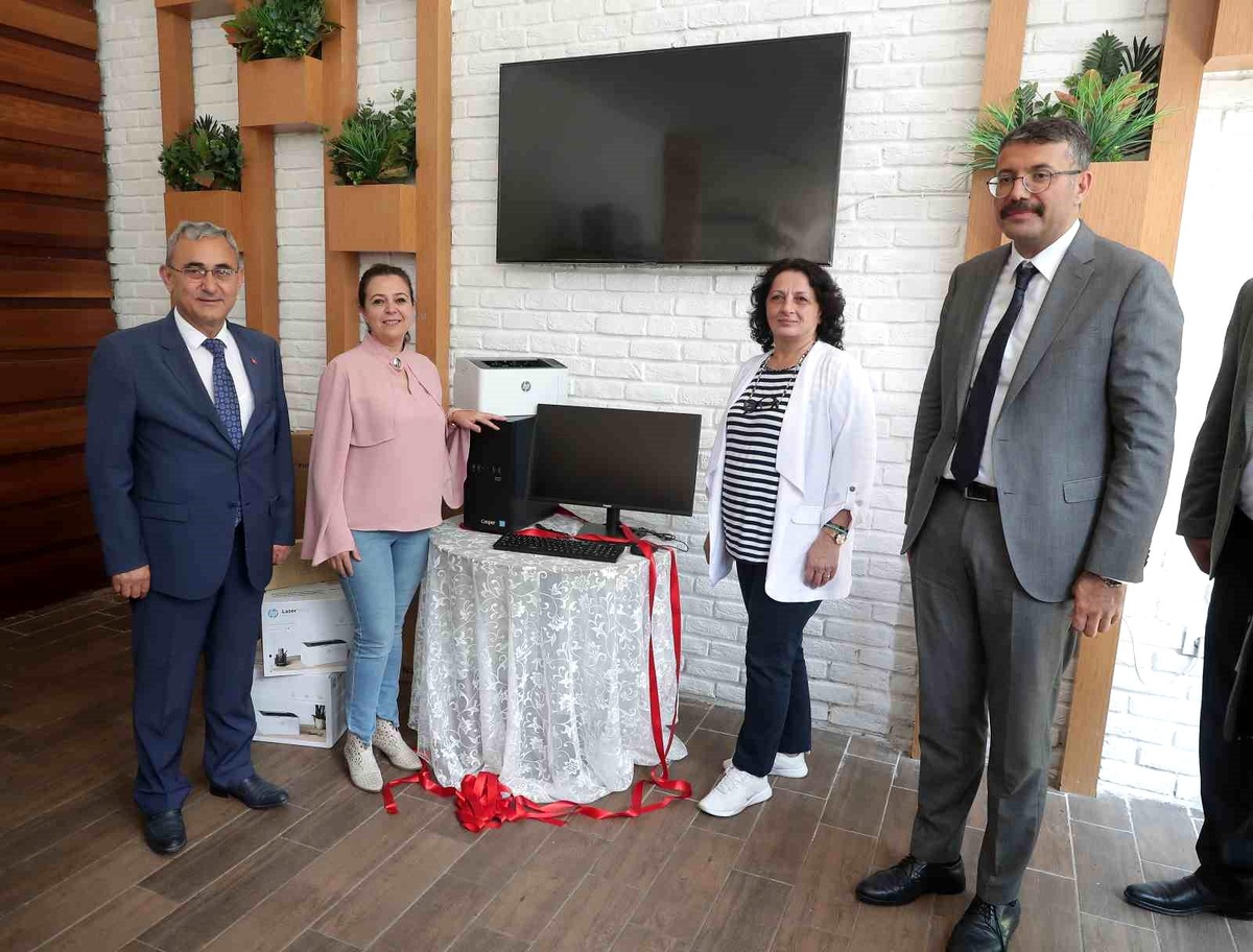 Kütahya\'da \'Muhtarlık Takip Sistemi\'ne 1 yılda bine yakın talep