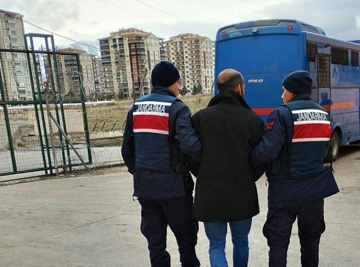 Malatya\'da 15 yıl 7 ay hapis cezası bulunan şahıs yakalandı