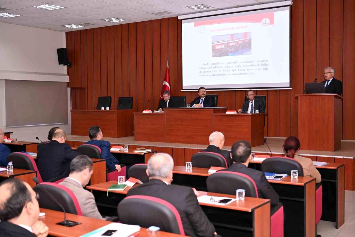 Aydın\'da okul güvenliği koordinasyon toplantısı yapıldı