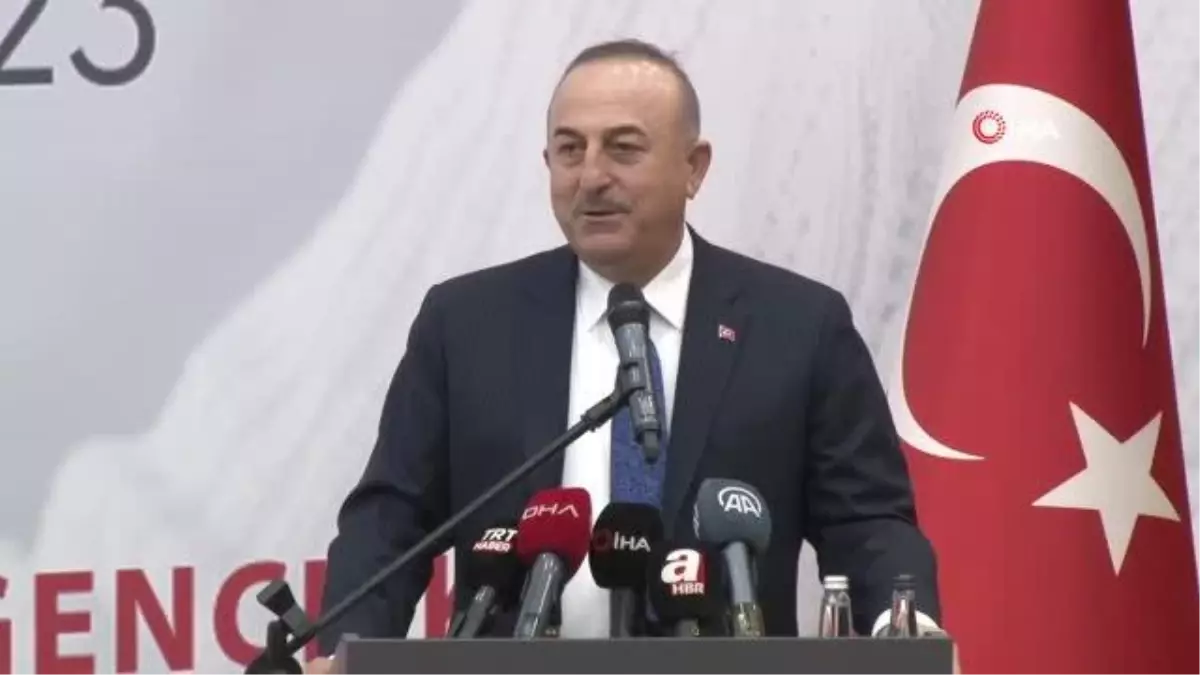 Bakan Çavuşoğlu: '(Kur'an-ı Kerim'e yönelik saldırı) Norveç verdiği izni iptal etti'