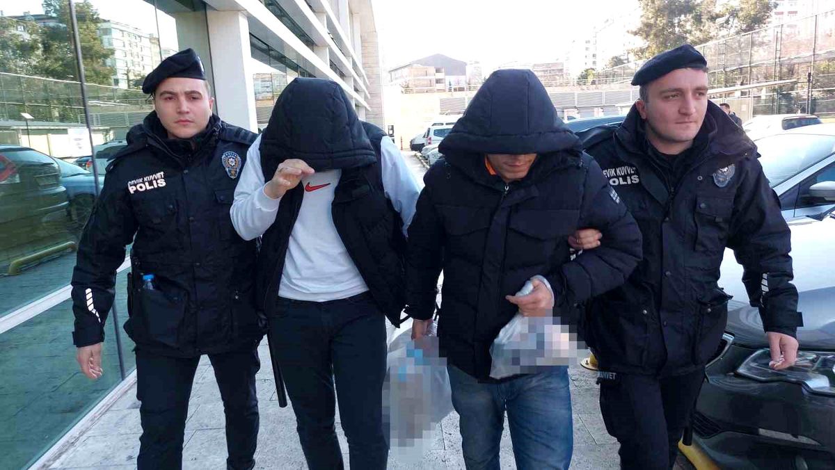 Çekici üzerindeki minibüsle 55 bin 850 uyuşturucu hap sevkiyatında yeni gelişme