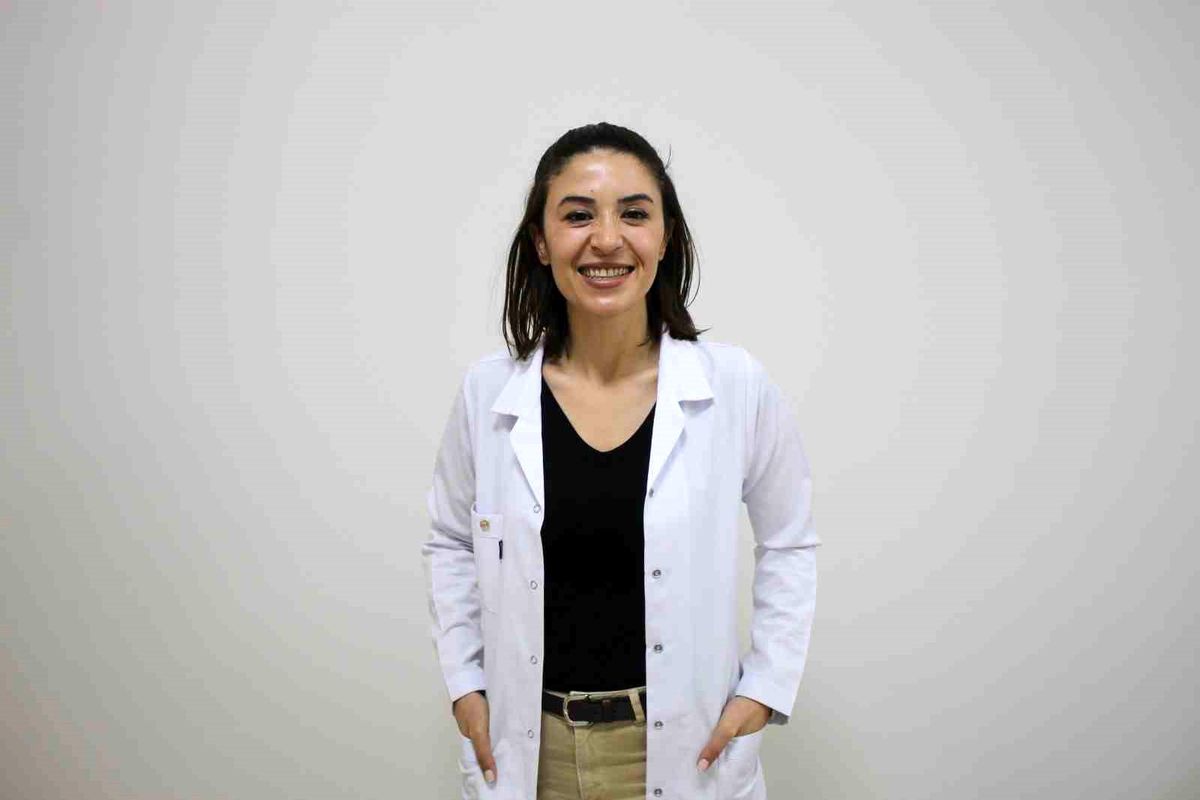 İç Hastalıkları Uzm. Dr. Ezgi Emre görevine başladı