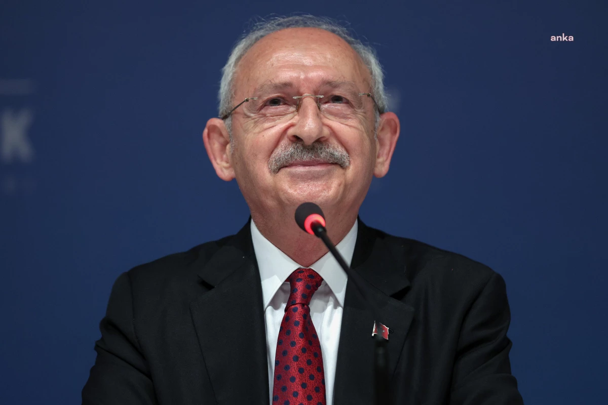 Kılıçdaroğlu, Anayasa Mahkemesi Başkanlığına yeniden seçilen Arslan\'ı kutladı