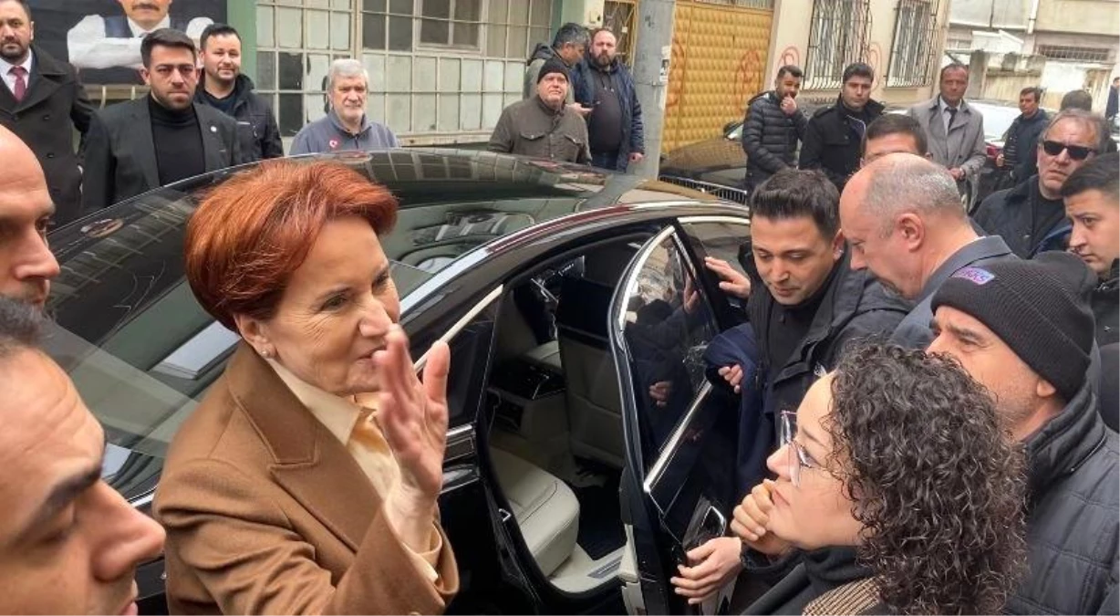 MERAL AKŞENER\'DEN SİNAN ATEŞ\'İN AİLESİNE TAZİYE ZİYARETİ