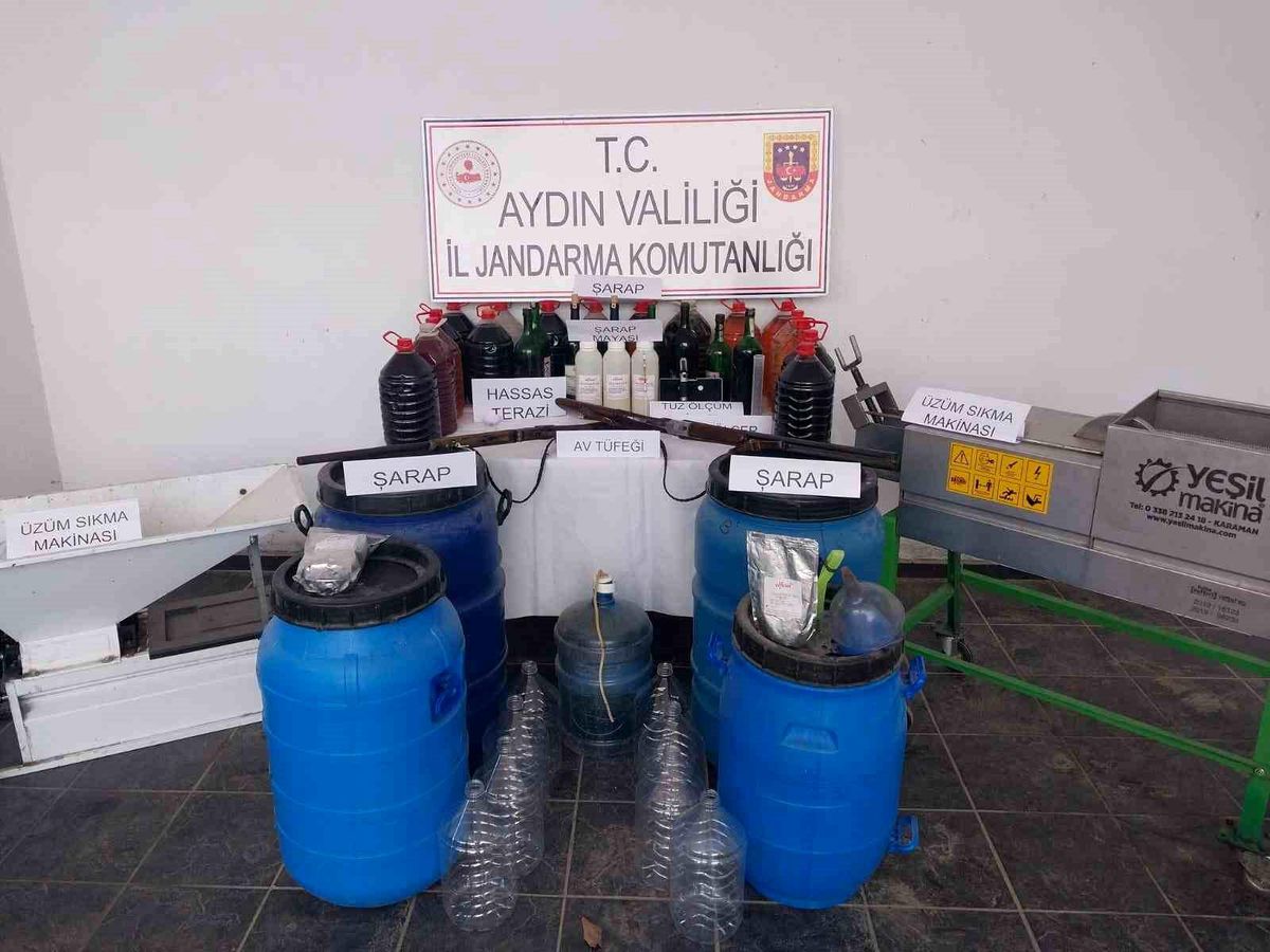 Aydın\'da 380 litre kaçak içki ele geçirildi