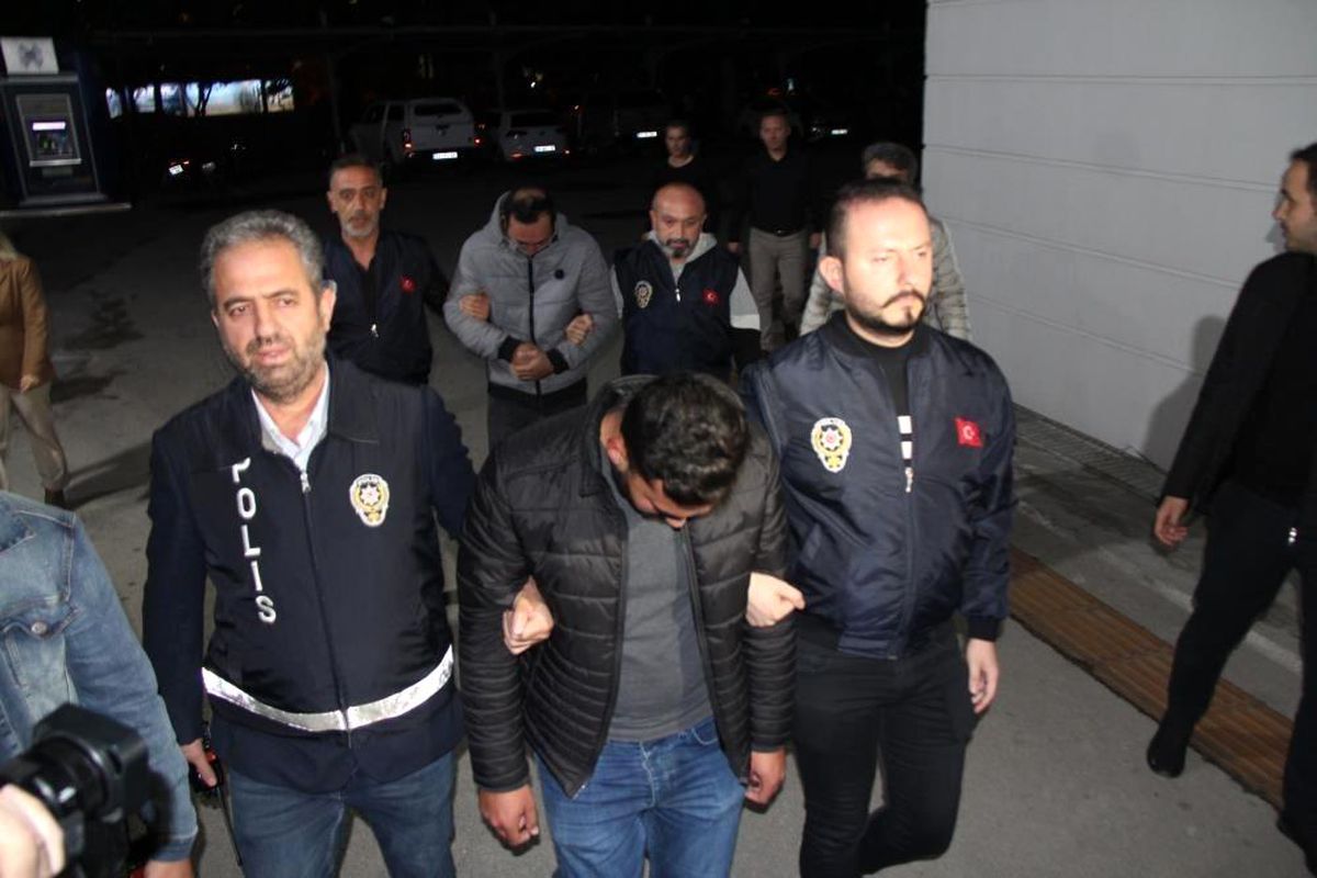 Üniversiteli kızlara içi su dolu balon atan şahısların yargılanmasına devam edildi
