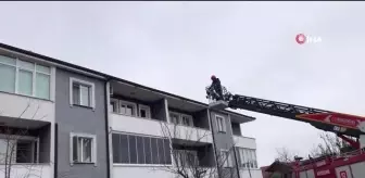 Binanın bacasında çıkan yangın 3 dairede maddi hasar oluşturdu