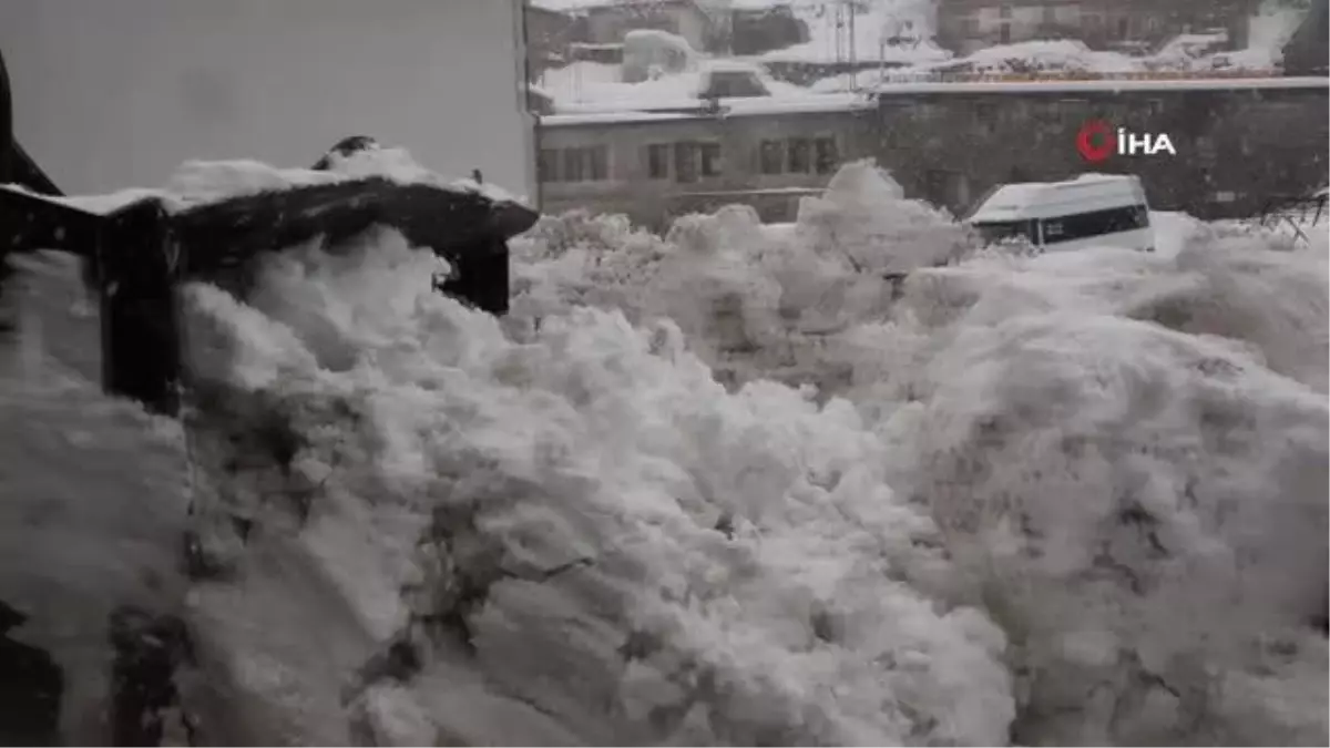 Bitlis\'te 162 köy yolu ulaşıma kapandı