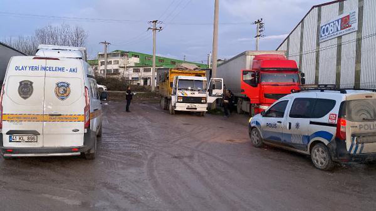 Kamyonun kasasında ölü bulundu