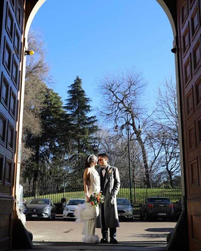 Oyuncu Bora Akkaş ile fenomen Oben Alkan Milano'da nikah masasına oturdu