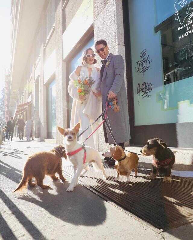 Oyuncu Bora Akkaş ile fenomen Oben Alkan Milano'da nikah masasına oturdu