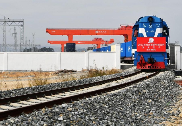 2023'ün İlk Çin-Avrupa Yük Treni Çin'in Quanzhou Kentinden Hareket Etti