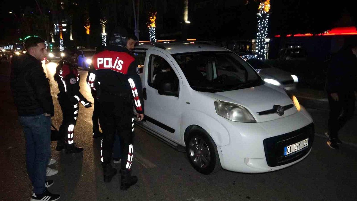 Adana\'da 2 bin polisle uygulama