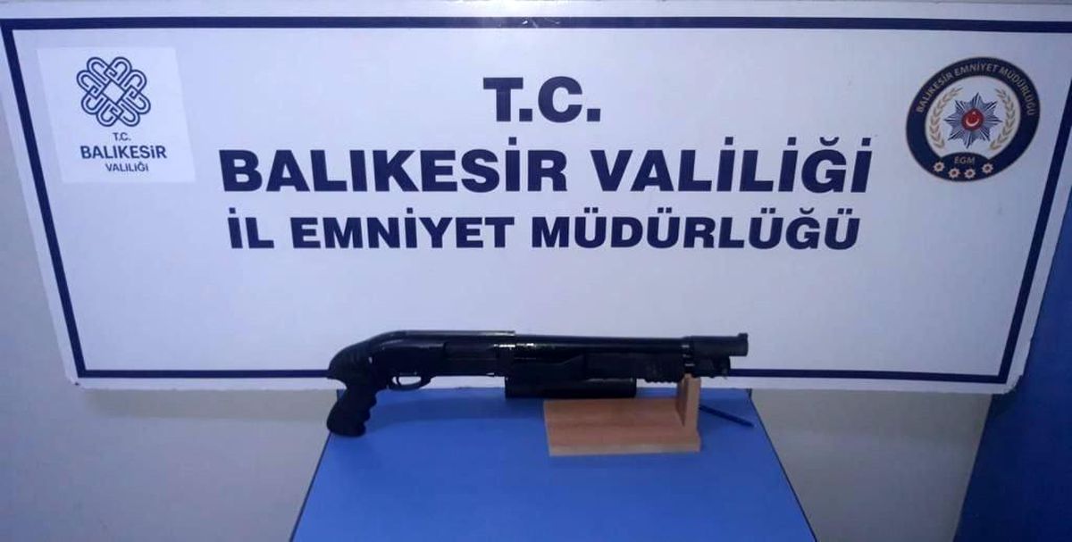Balıkesir\'de polis ve jandarmadan \'Huzur\' operasyonu