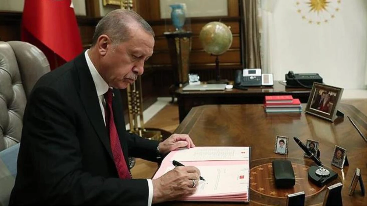 Cumhurbaşkanı Erdoğan\'ın imzasıyla Türkiye\'nin BM Daimi Temsilcisi Feridun Sinirlioğlu görevden alındı, yerine Sedat Önal atandı