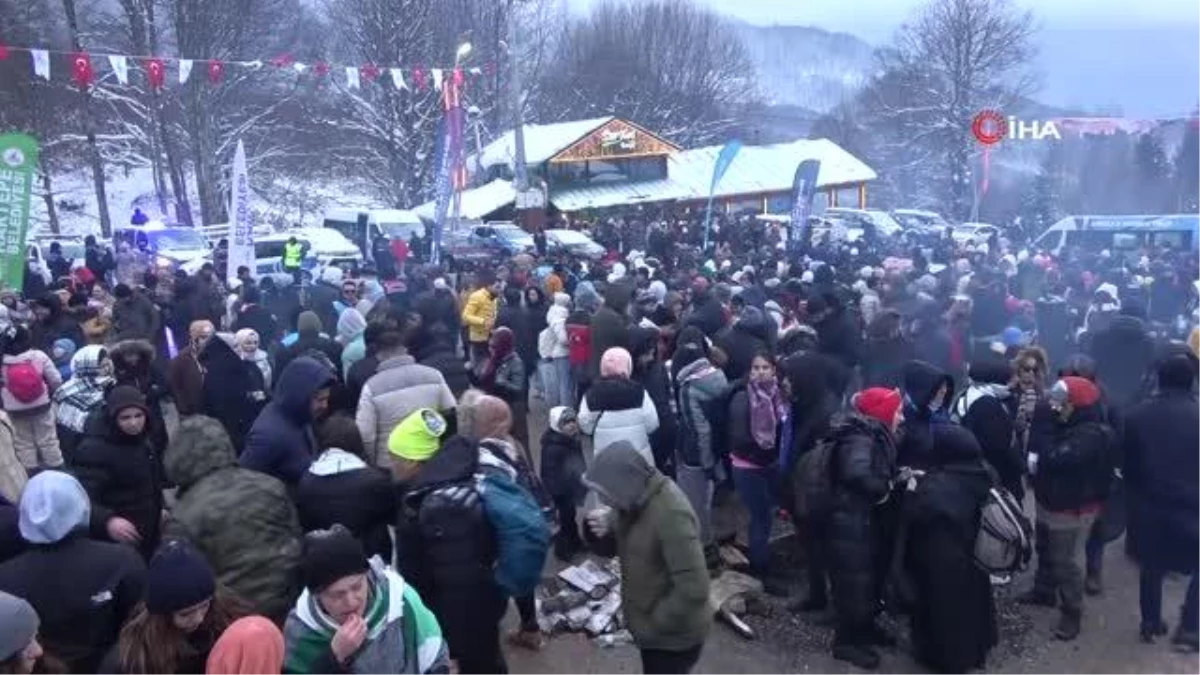 Dondurucu soğukta Haluk Levent'ten yürekleri ısıtan hareket