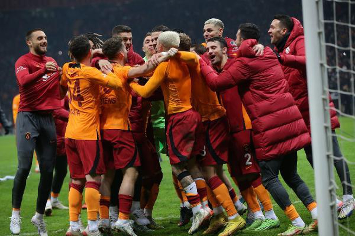 Galatasaray, Trabzonspor karşısında