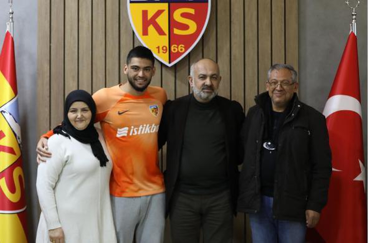 Kayserispor, Bilal Bayazit\'in sözleşmesini uzattı