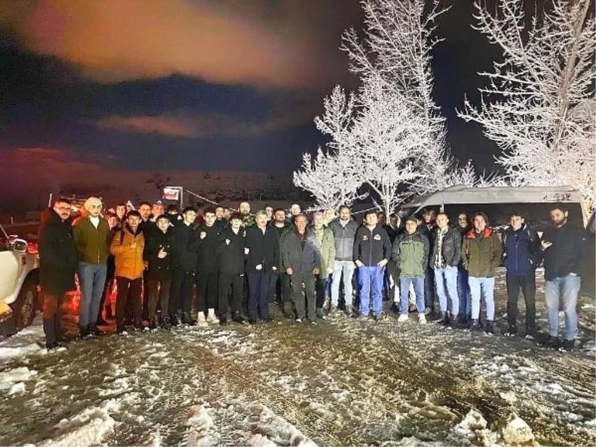 Murat Dağı\'nda mahsur kalan 60 öğrenci kurtarıldı