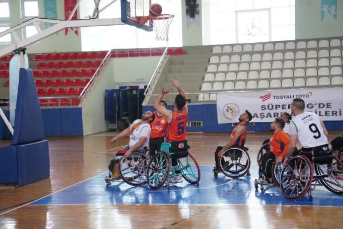 Tosyalı İskenderun Engelliler Basketbol Takımı\'ndan farklı galibiyet