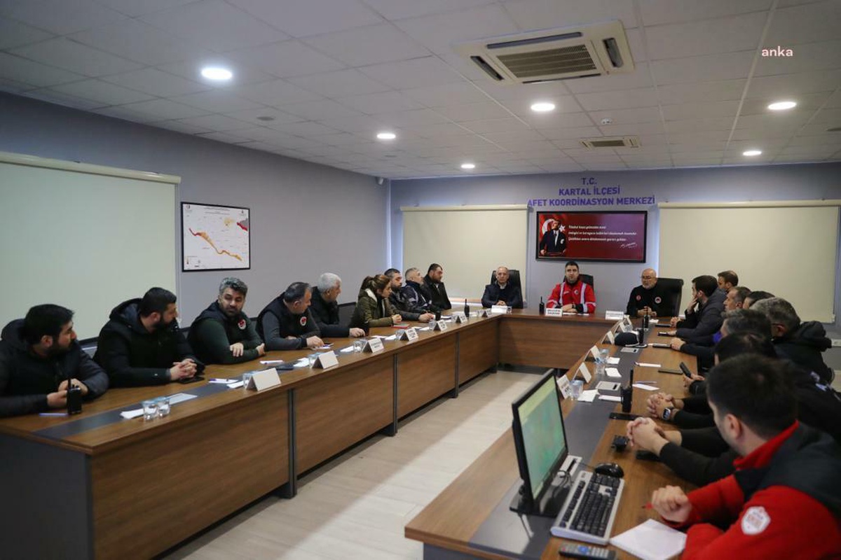 Kartal Belediyesi Olası Kar Yağışına Karşı Teyakkuzda