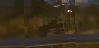 Küçükçekmece'de çatı kaplamasının uçtuğu anlar cep telefonu kamerasında