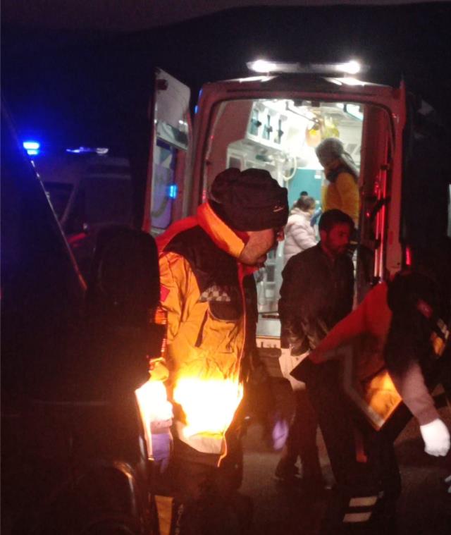 Son Dakika! Diyarbakır'dan Bodrum'a giden yolcu otobüsü devrildi: 6 kişi öldü, 36 kişi yaralandı