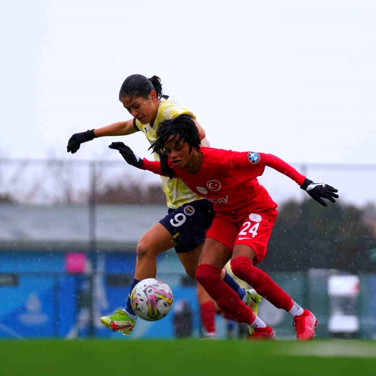 Turkcell Kadın Futbol Süper Ligi: Ataşehir Belediye Spor: 0 Fenerbahçe: 6