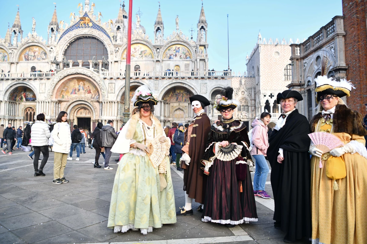 Venedik Karnavalı Başladı