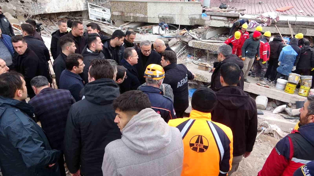 Adalet Bakan Bozdağ: "478 vatandaşımız hastanelere kaldırıldı, 203\'ü taburcu"