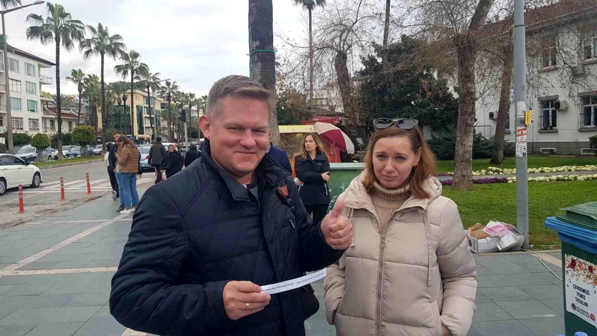 Antalya\'da yaşayan Rus ve Ukraynalı vatandaşlardan deprem bölgesine yardım eli