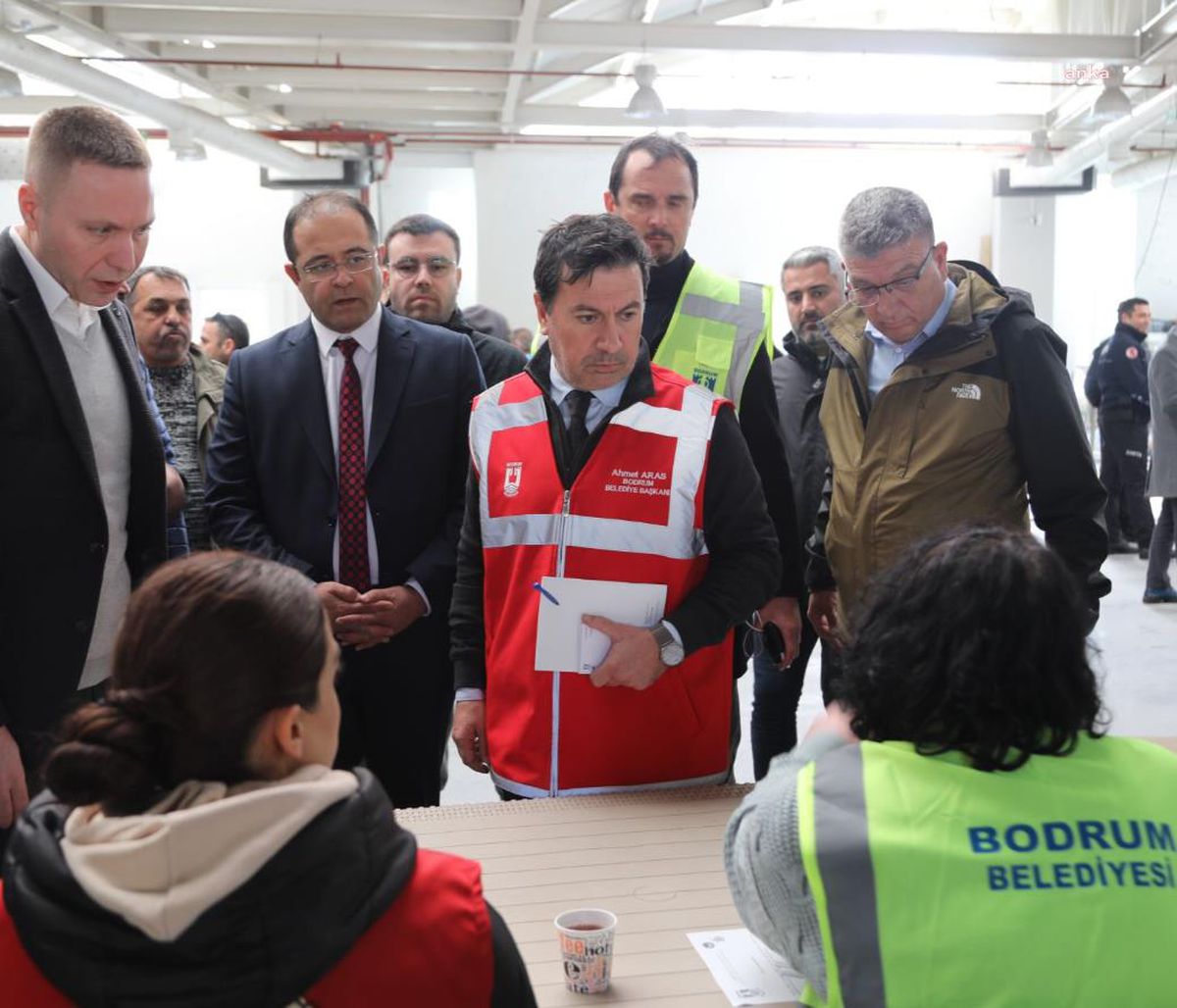 Bodrum, Depremzedelere Yardım İçin Seferber Oldu