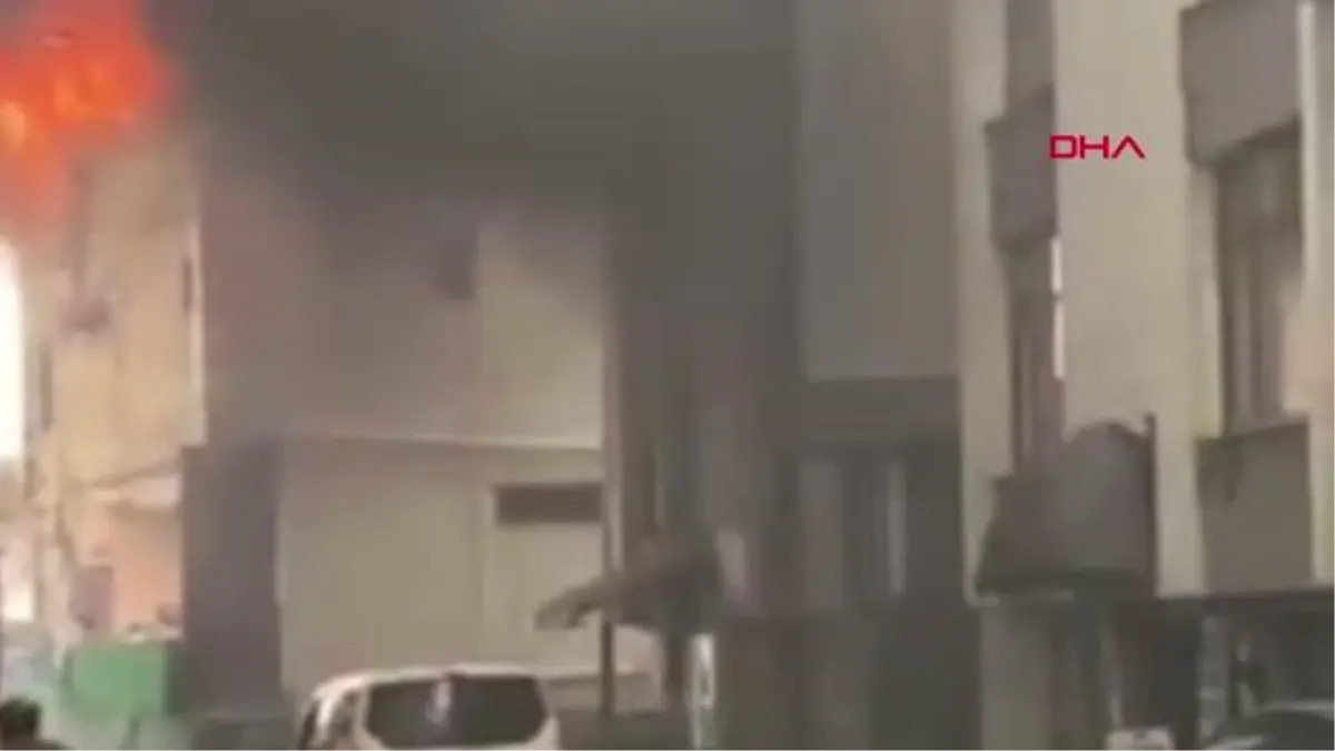 ÇATI KATINDAKİ MEYHANE YANDI