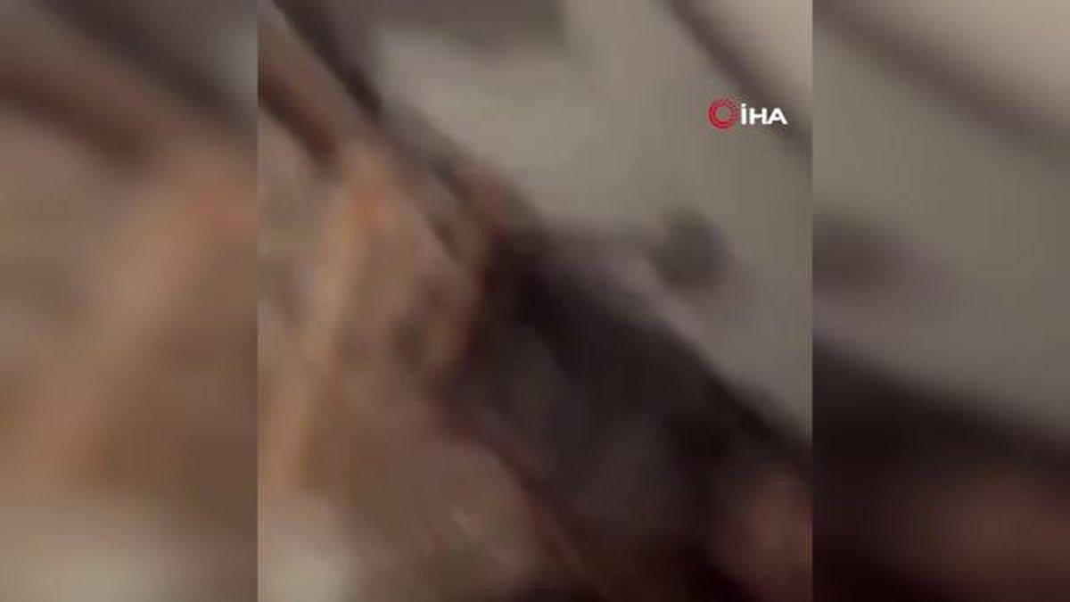 Çocuklar enkazdan böyle çıkarıldılar... Yaşam üçgeninde gözyaşları