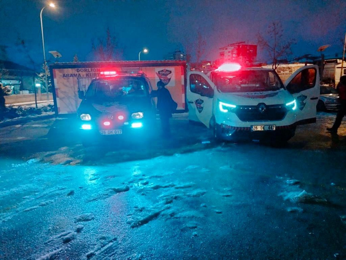 DAK depremin vurduğu Adana için yola çıktı