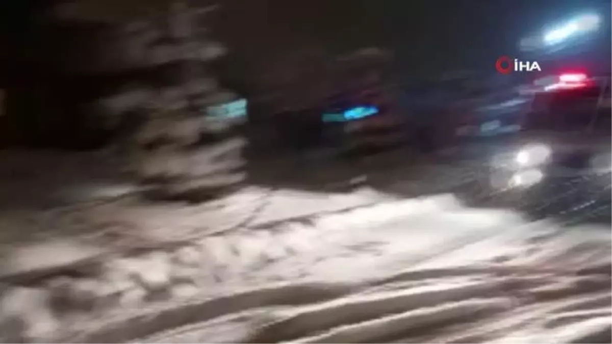 Erzurum'dan 365 personel, 87 araç arama kurtarma çalışmalarına destek vermek üzere deprem bölgelerine gönderildi