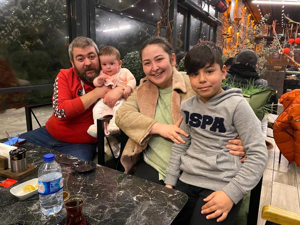 Evine gidemeyen vatandaşlara kapılarını açtılar