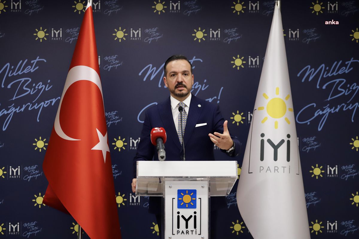 İyi Parti Sözcüsü Zorlu: "Afad Başkanlığı ile Yaptığımız Temaslar Sonucu Arama Kurtarma Çalışmalarına Yardımcı Olmak İsteyen Yurttaşlarımızdan...