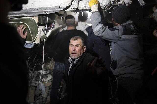 Kahramanmaraş'ın ardından Naci Görür canlı yayında İstanbul'u işaret etti: 400 binden fazla insanın can güvenliği yok