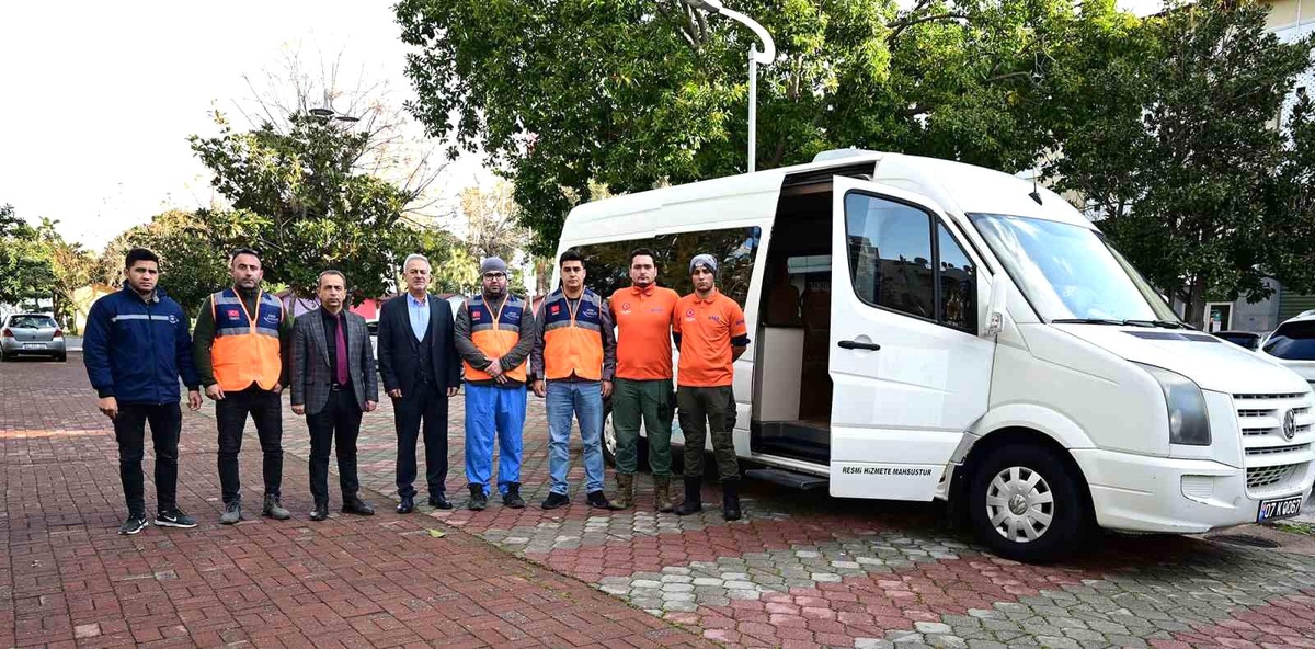 Kemer\'den deprem bölgesine ekip desteği