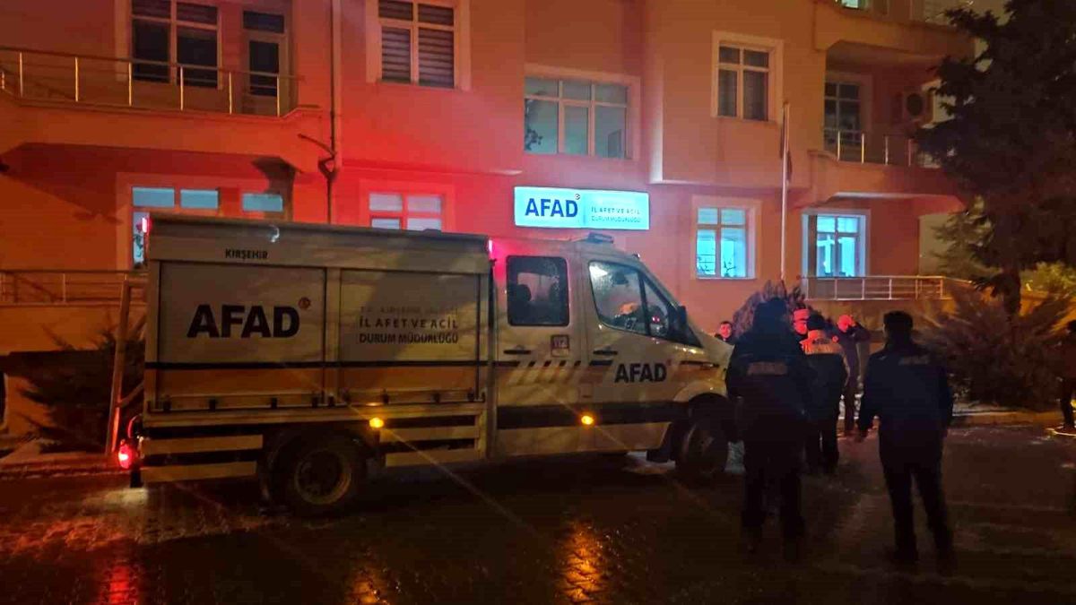 Kırşehir\'den AFAD ekipleri deprem bölgesine gitti