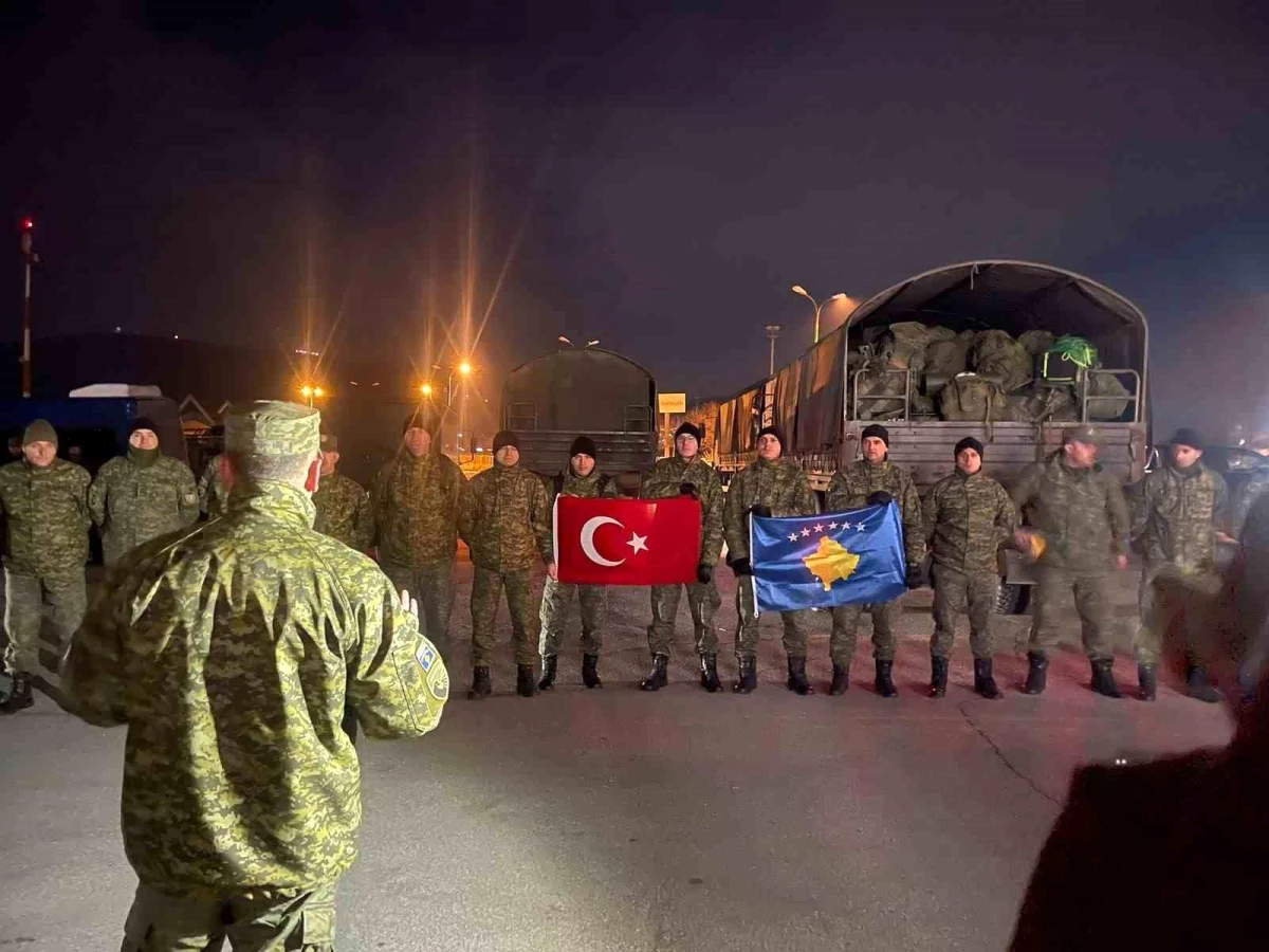 Kosova ve Hırvatistan\'dan ekipler Türkiye\'ye hareket etti