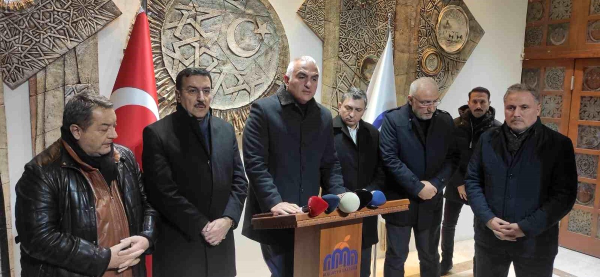 Kültür ve Turizm Bakanı Ersoy: Malatya\'da 88 vatandaş hayatını kaybetti