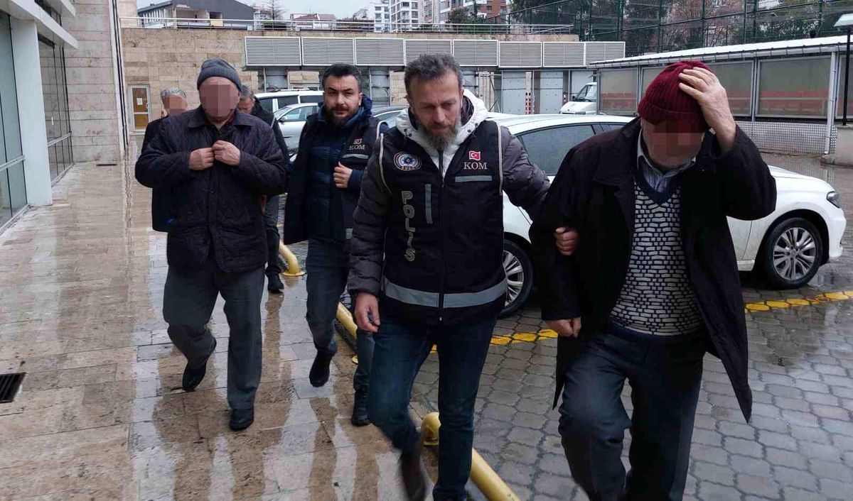 Silah operasyonunda 2 kişiye elektronik kelepçeli ev hapsi