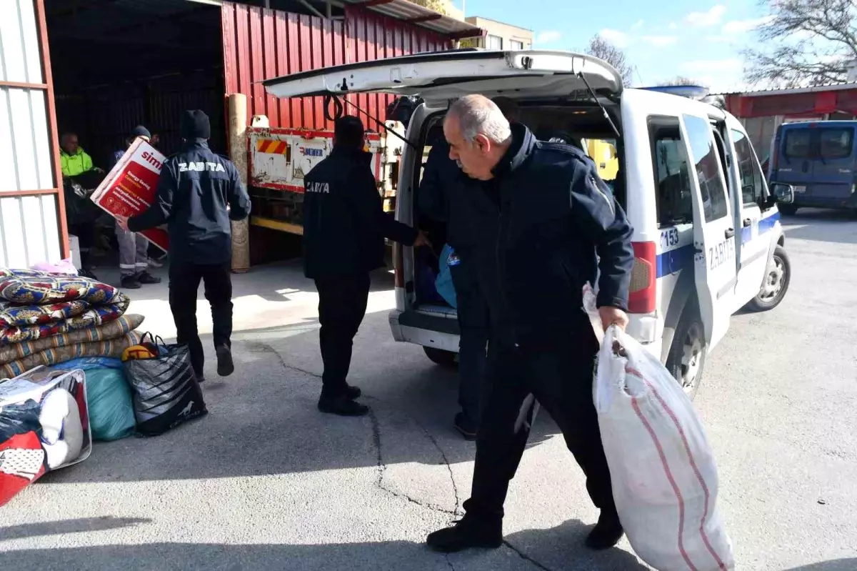 Sökeliler, deprem sonrası yardıma koştu