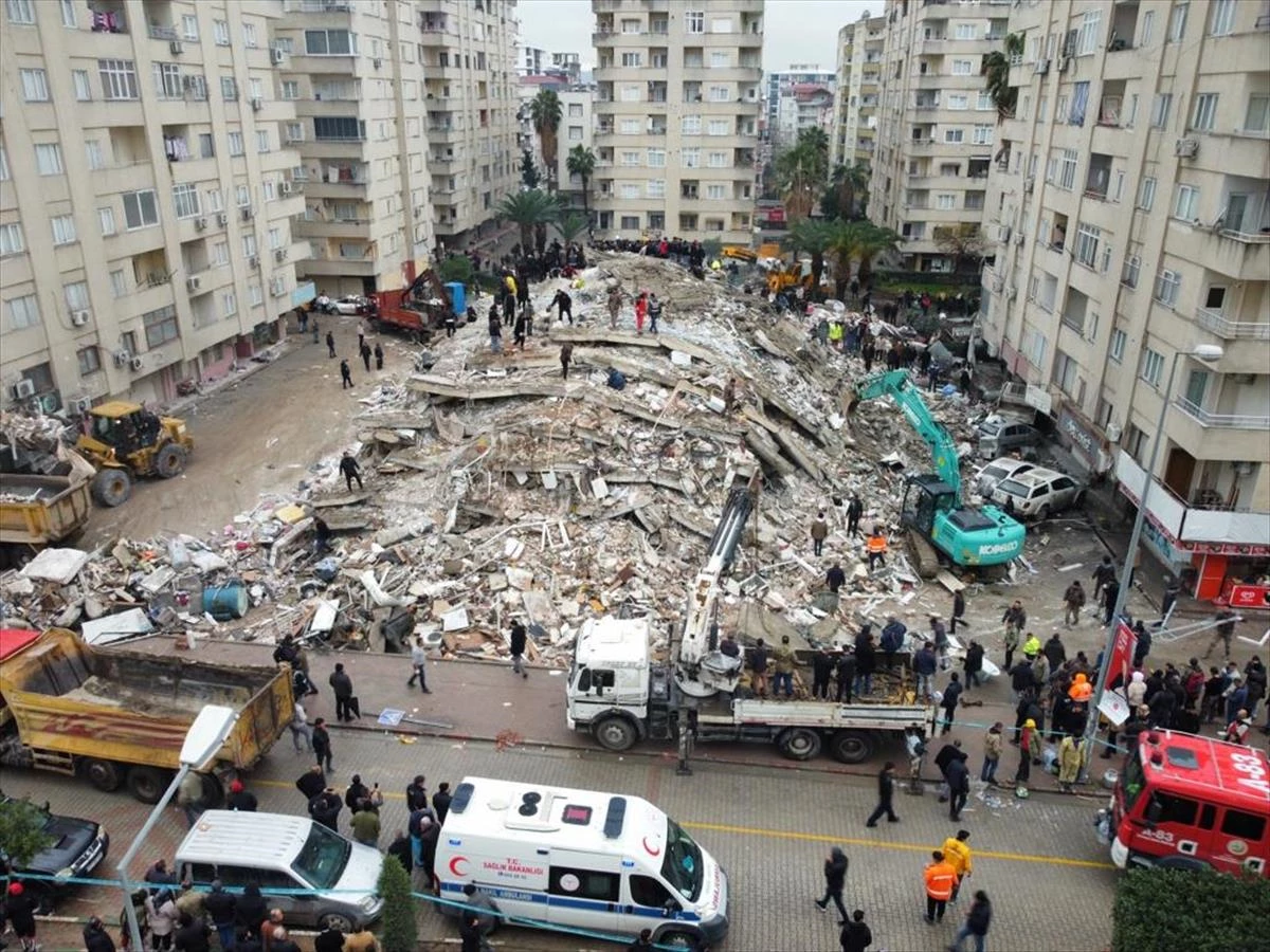Kahramanmaraş\'ta meydana gelen depremde can kaybı 1014\'e yükseldi
