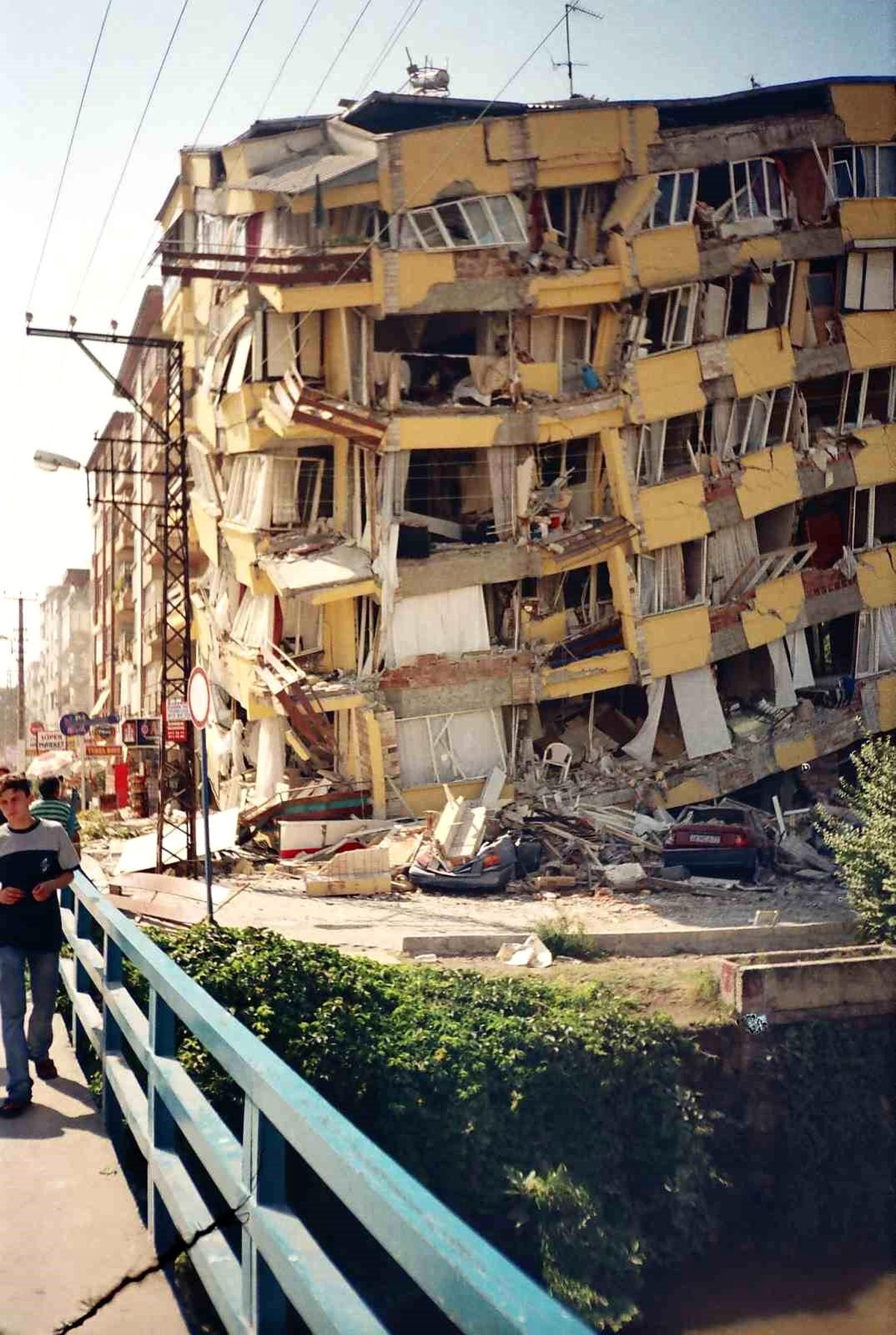 Yalova\'dan deprem bölgesine yardım kampanyası