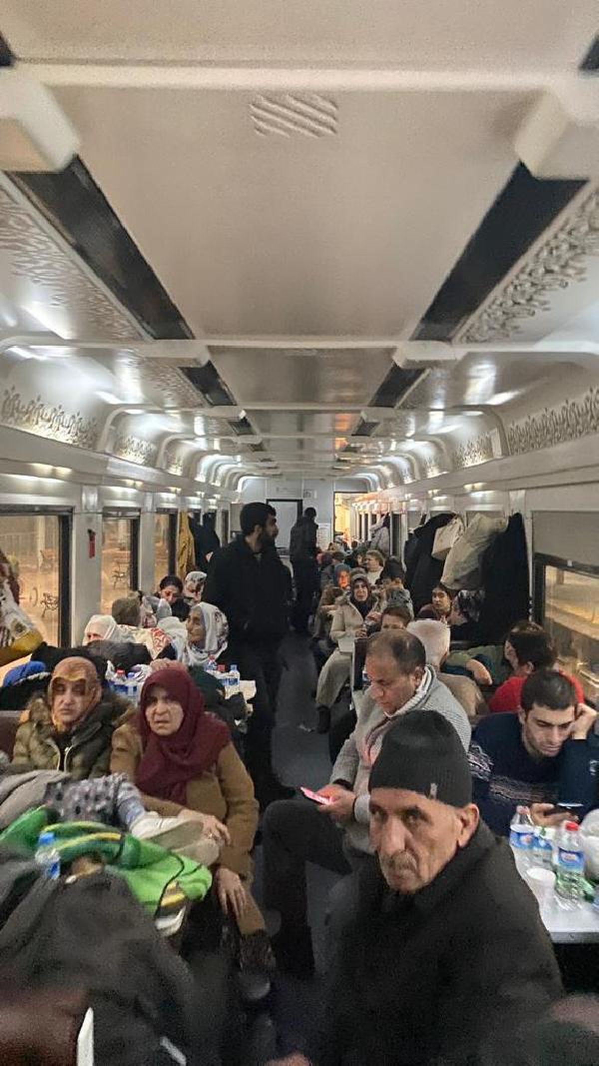 3 bin 400 depremzedeye vagonlarda konaklama