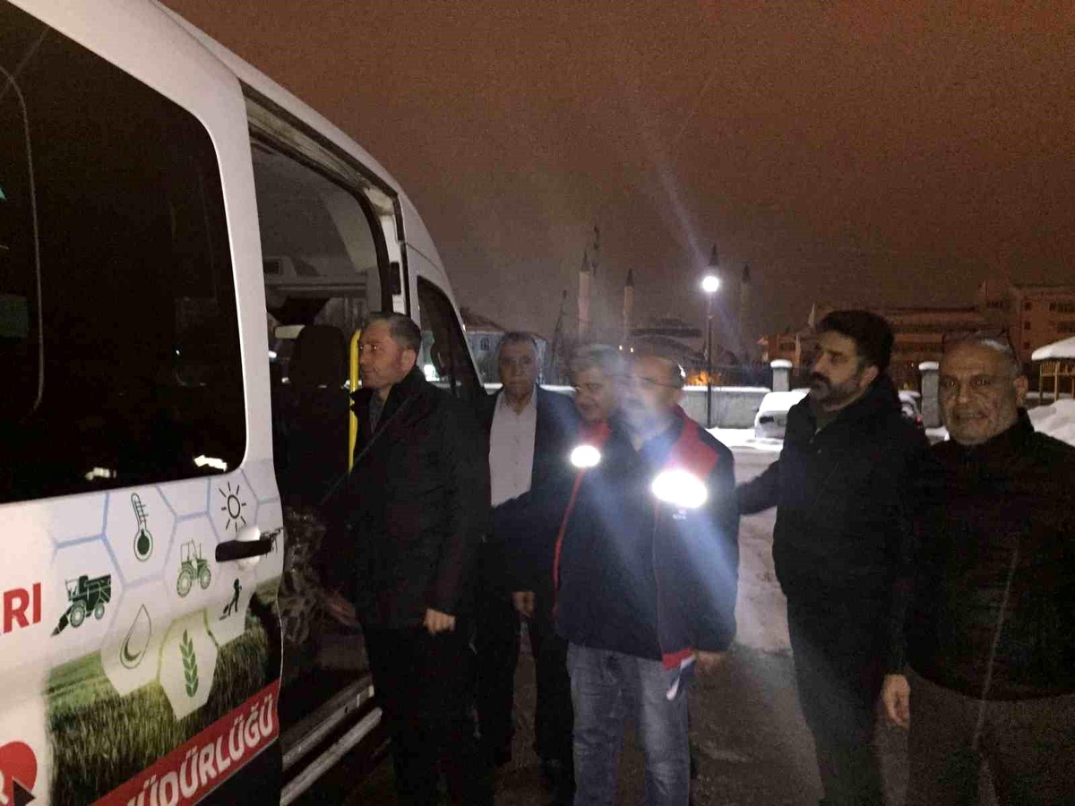 Ağrı Milli Eğitim Müdürü Kökrek, AKUB ekibini Gaziantep\'e yolcu etti